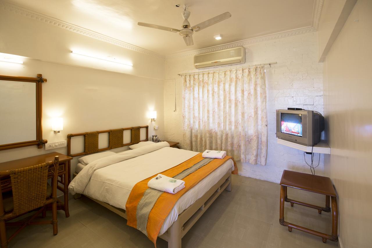 Hotel Rahil International Mahabaleshwar Ngoại thất bức ảnh